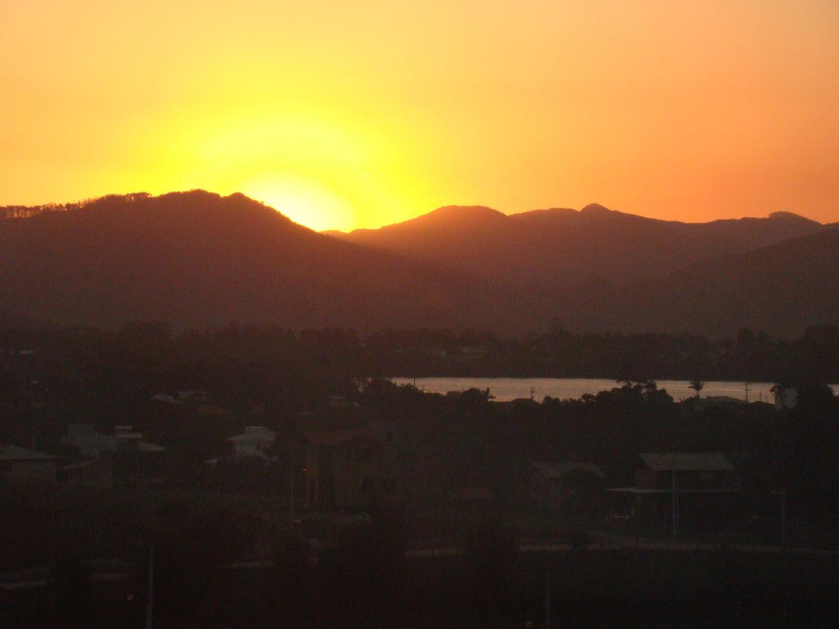 Sunset Lagoon Praia Do Rosa Exterior photo